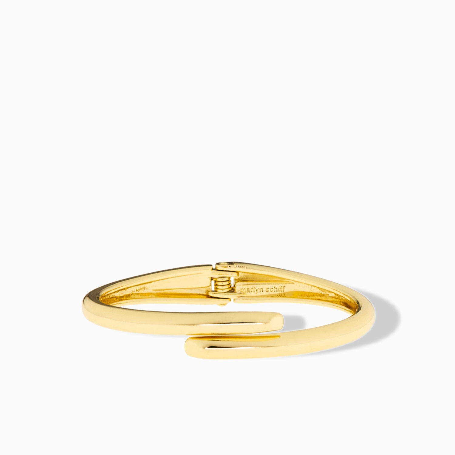 crossover bangle – Marlyn Schiff