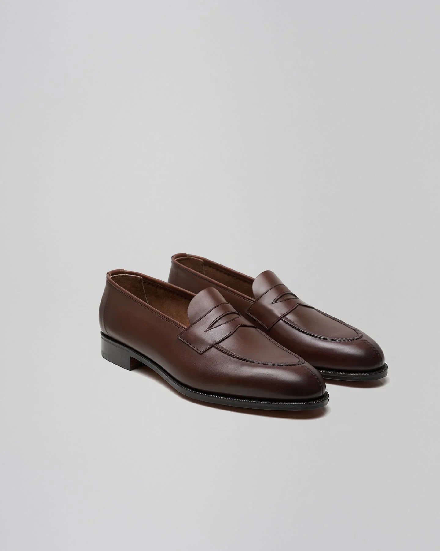The Hand – Edward Green Harrow Unlined Calf in Dark Oak Antique