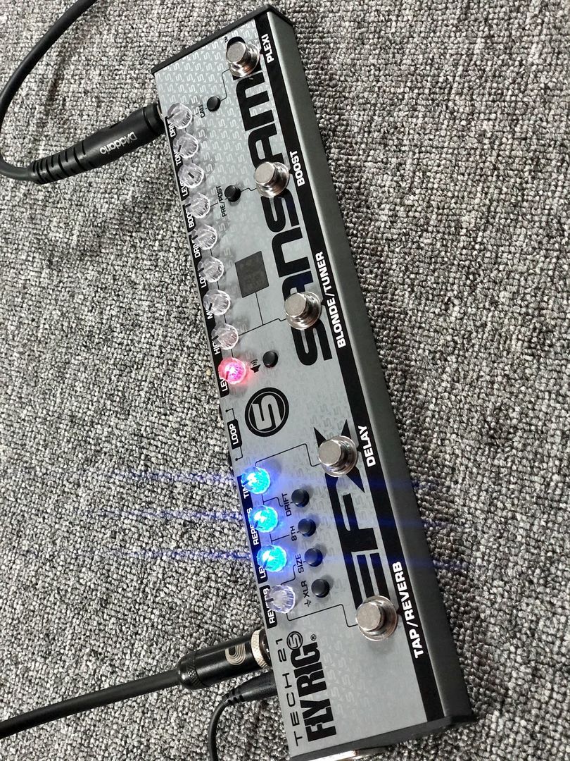 Tech 21 Fly Rig 5 v2 Multi-effects Pedal – nafiriguitar.com