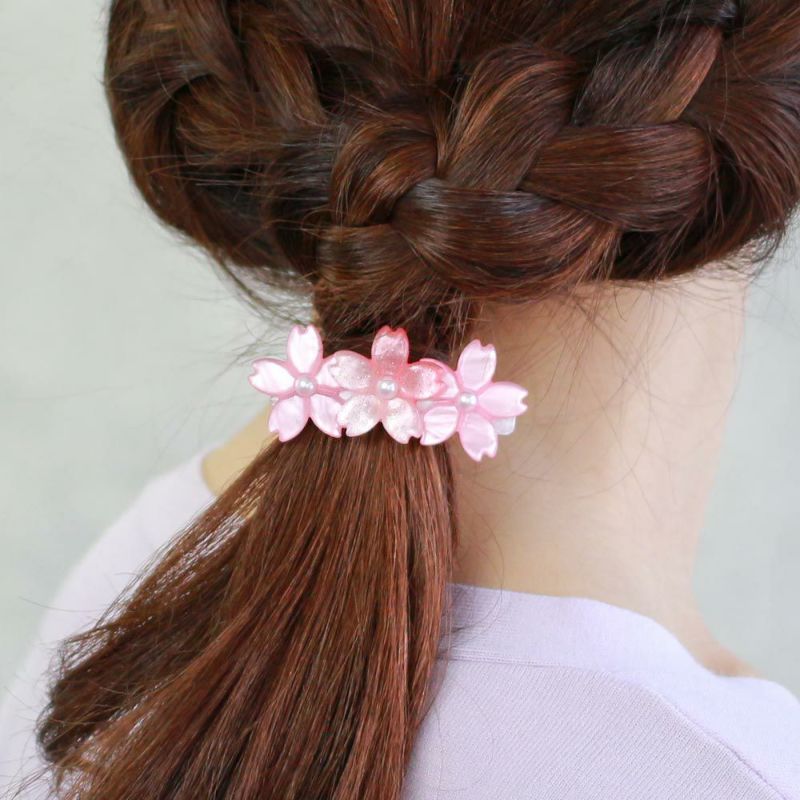 ヘアクリップ 桜 アクリル 3輪 – OSEWAYAオンラインストア