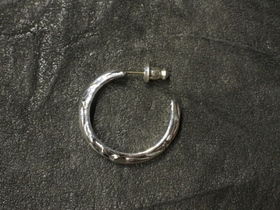 ANTIDOTE BUYERS CLUB 「Ornament Earring (Single) 」 SILVER950製 ピアス