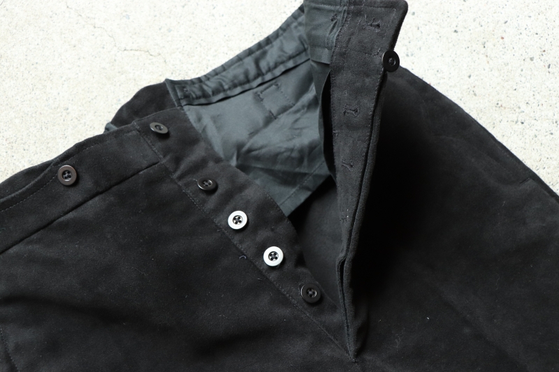 アナトミカ に欠かせないブラックモールスキン | ANATOMICA SAPPORO