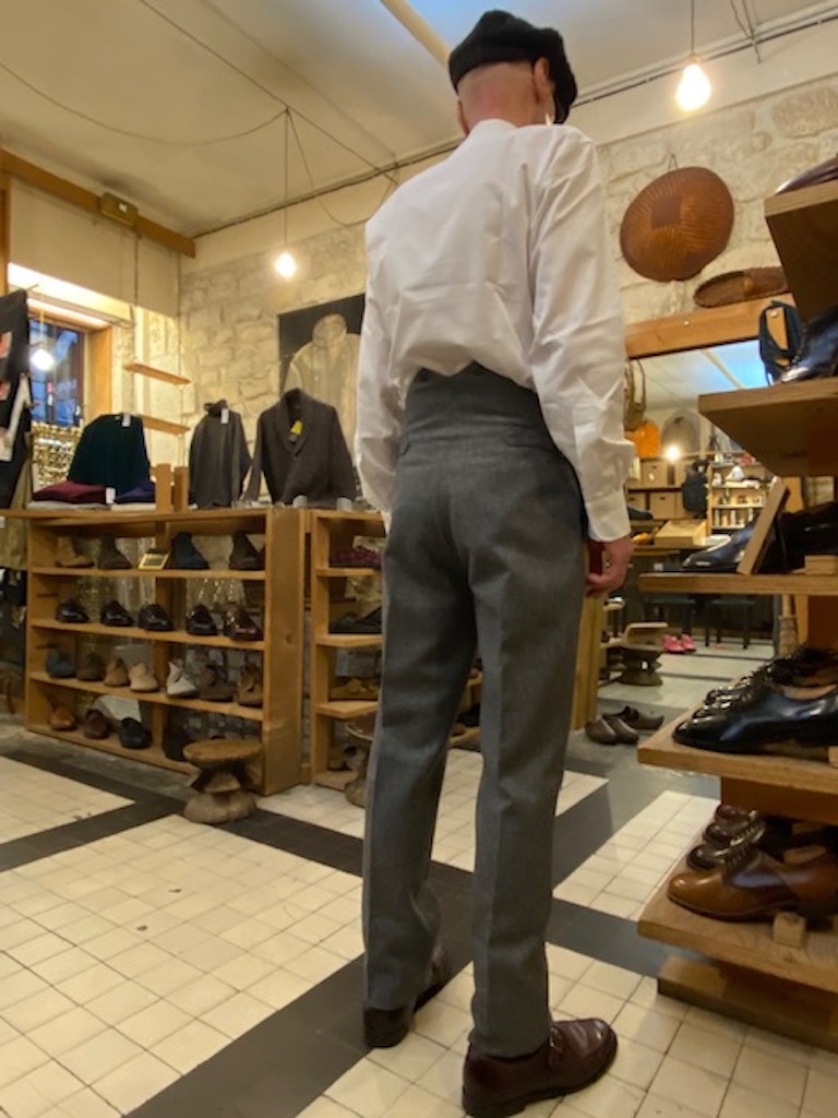 ワードローブに1本、必須のタンゴパンツ | ANATOMICA SAPPORO