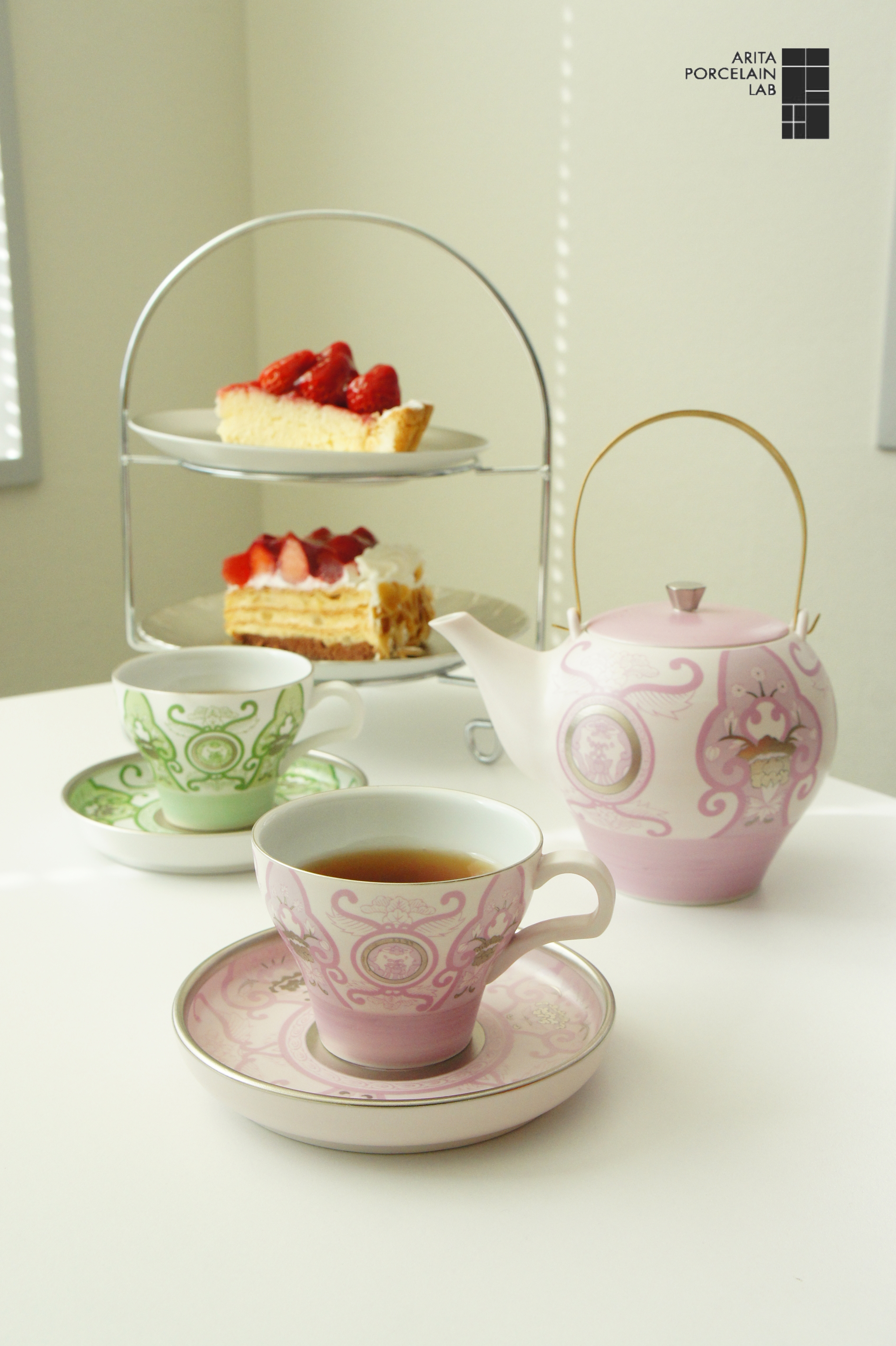 伊勢丹新宿店 満開の桜の下でたのしむお花見Tea Party アリタ