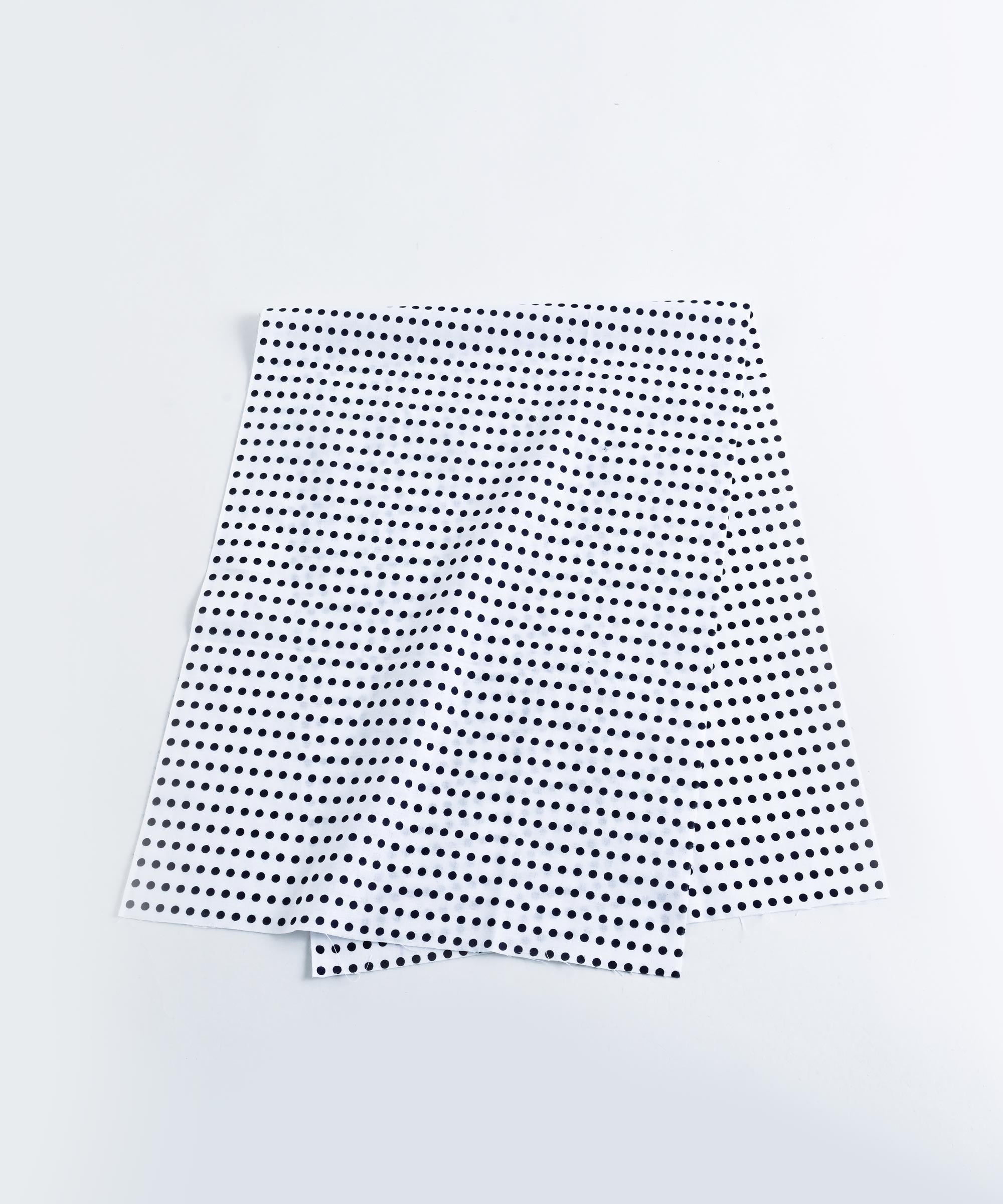 88519057-bl.jpg?crop=center&