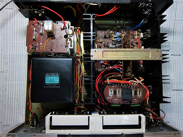 アンプ Victor P-2020 stereo preamplifier p-2020-h.jpg