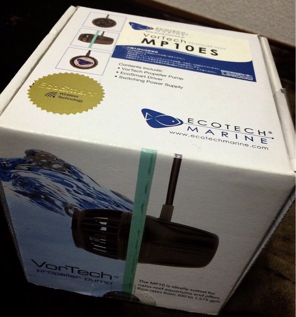 VorTech MP10でざっぶんざっぶん波を起こすとどうなるか - 海水水槽