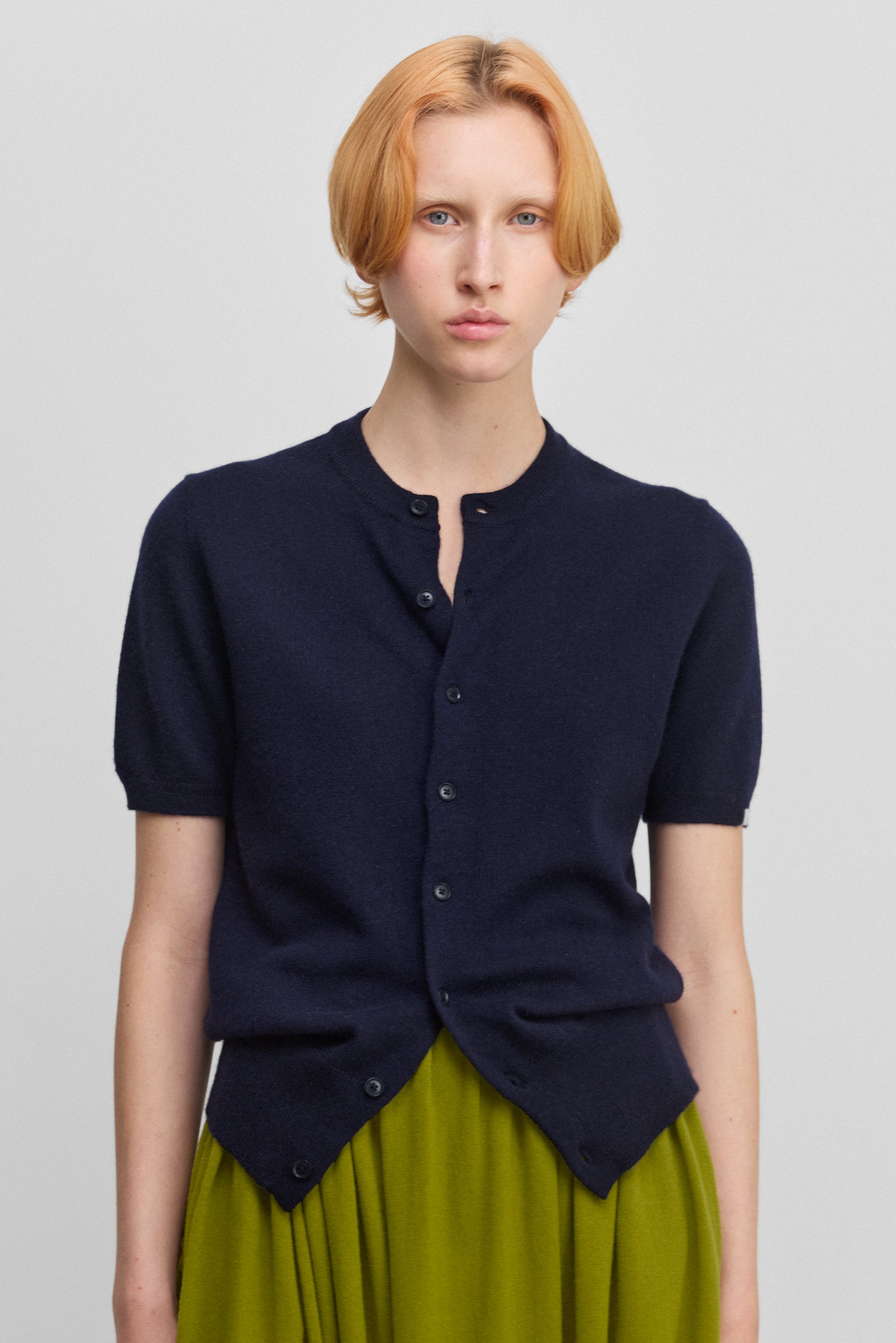 extreme cashmere short-sleeved cardigan petite flyer – extreme