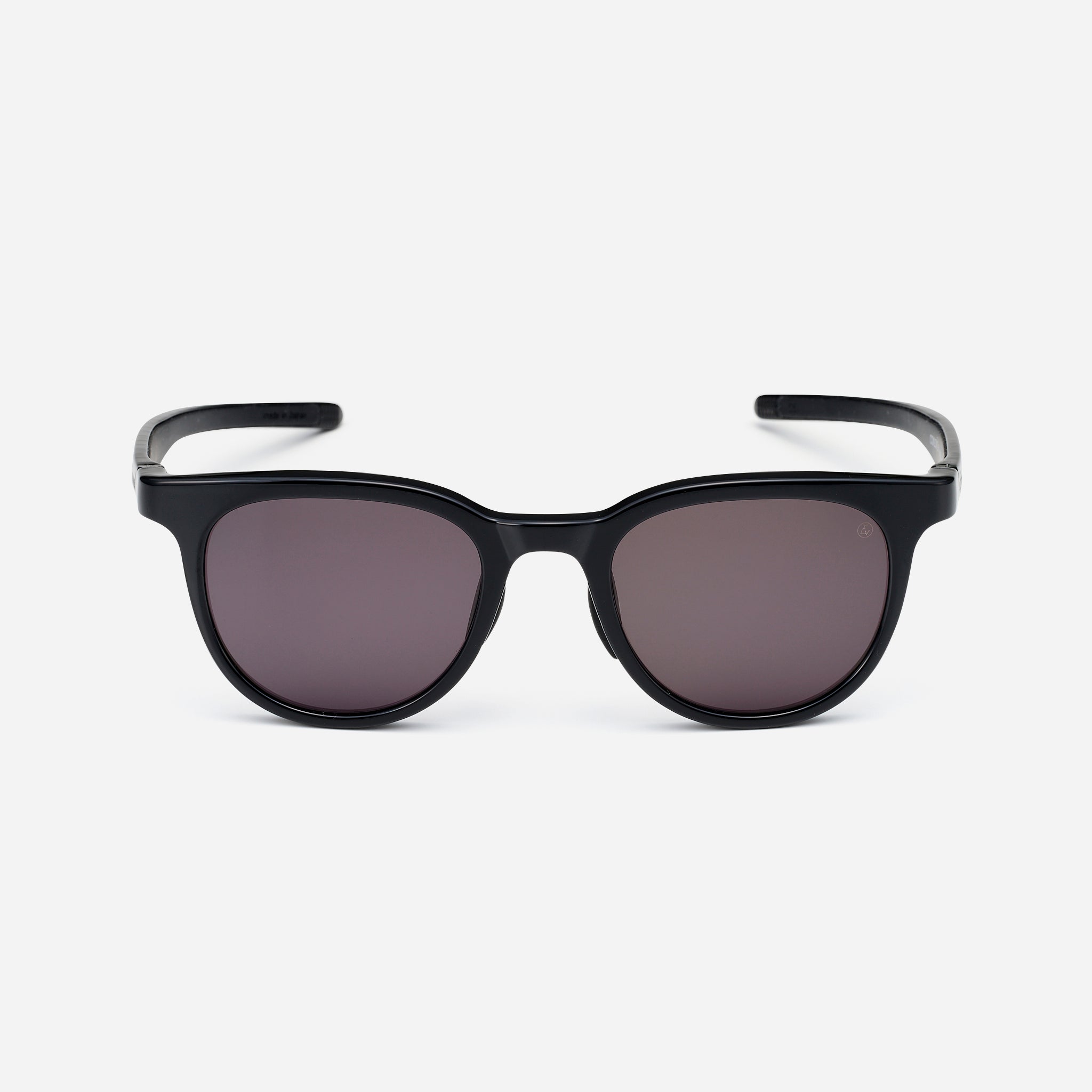 CONLON III (51) BK-DG-DK.GRY｜サングラスのEyevol（アイヴォル）公式