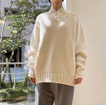 ARTWORK 福岡 AURALEE(オーラリー) SUPER FINE WOOL AIRY KNIT V-NECK
