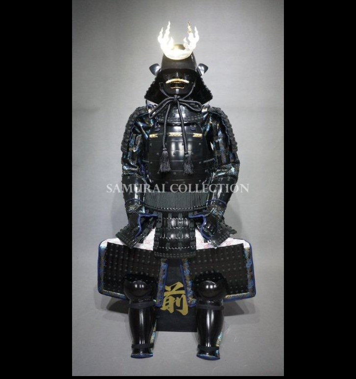 OR 火焔前立兜黒塗黒糸威二枚胴具足 ｜ 中津市から全国販売 甲冑・鎧兜