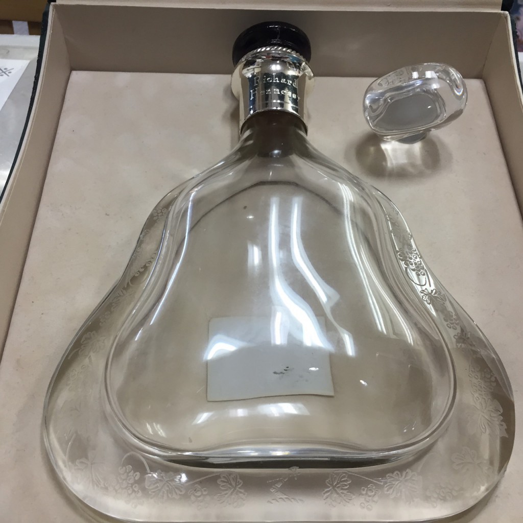 お酒買取専門店みっけ | ヘネシー リシャール 空き瓶を買い取りました