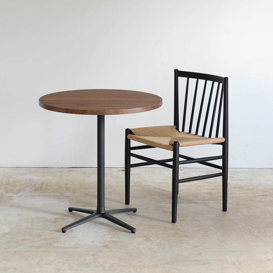 Round Cafe Table Φ700｜ウォルナット無垢材 | 北欧家具 北欧