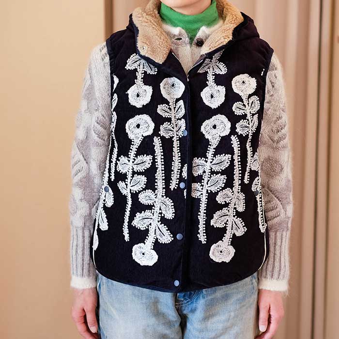 ミナペルホネン frost garden ダウンベストnavy | Lin total fashion