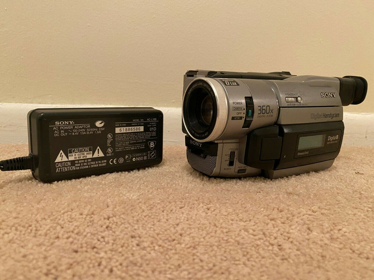 SONY DCR-TRV735 Digital8 希少 8㎜ビデオカメラ DCR-TRV735K ② SONY