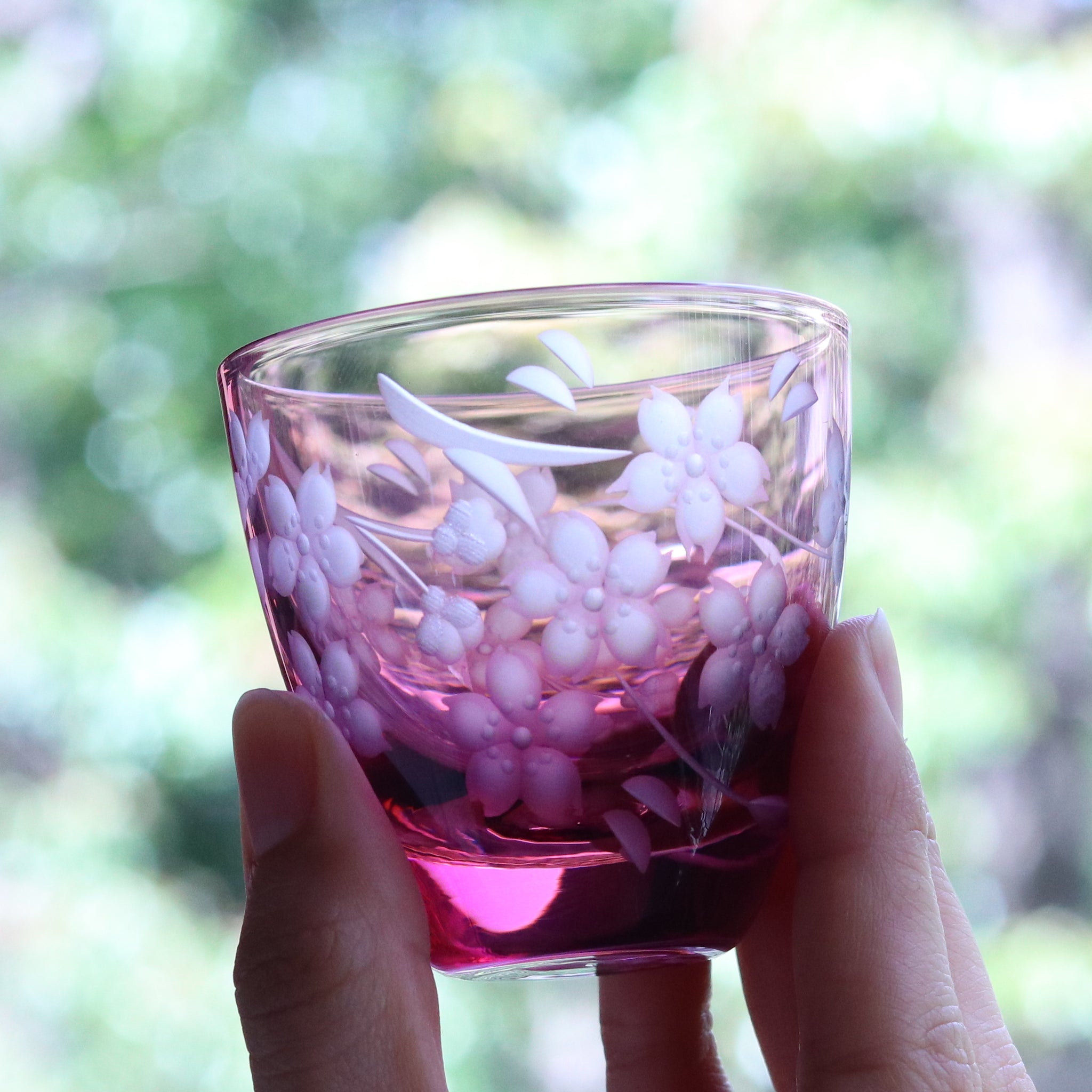 江戸切子 ぐい呑み｜桜 - 花切子- ｜金赤｜山田硝子
