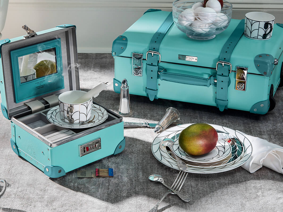True Blue - Globe-Trotter X Tiffany & Co. | ジャーナル | グローブ