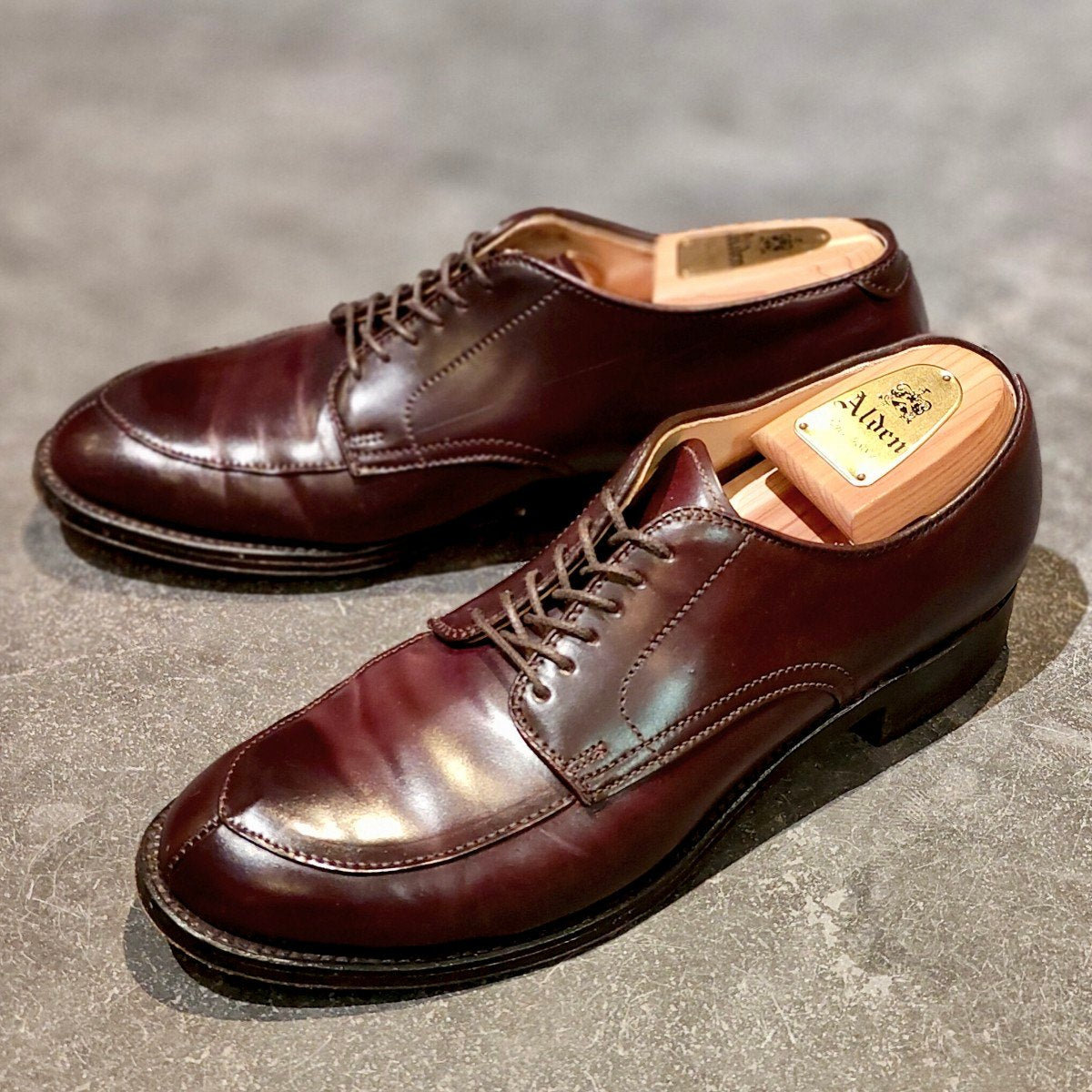 美品【ALDEN】オールデン 54321 Vチップ コードバン ダーク