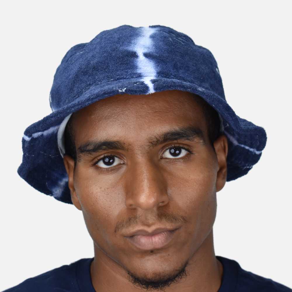Paper Planes Tie Dye Jacquard Terry Cloth Bucket Hat Navy - Puffer