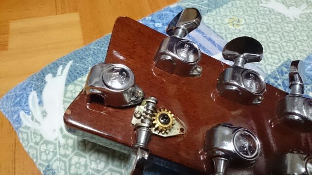 YAMAHA FG-152 オレンジラベル修理その1 | エビサンズギター