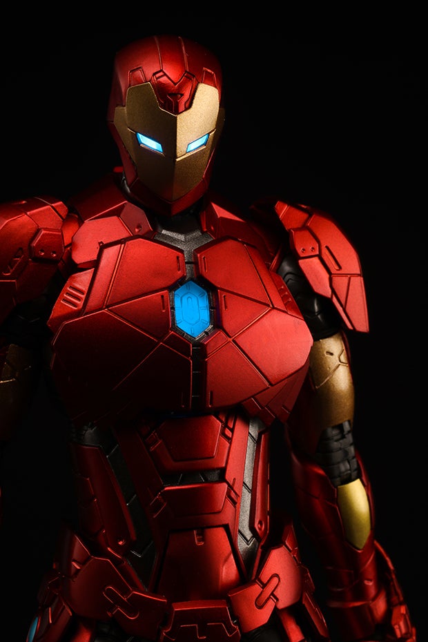 RE:EDIT アイアンマンシリーズに「シェイプチェンジングアーマー」が