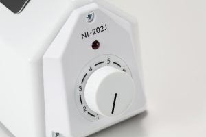 NL-202JC-10(W) ワンランク上のシーラー 卓上タイプ（カッター付