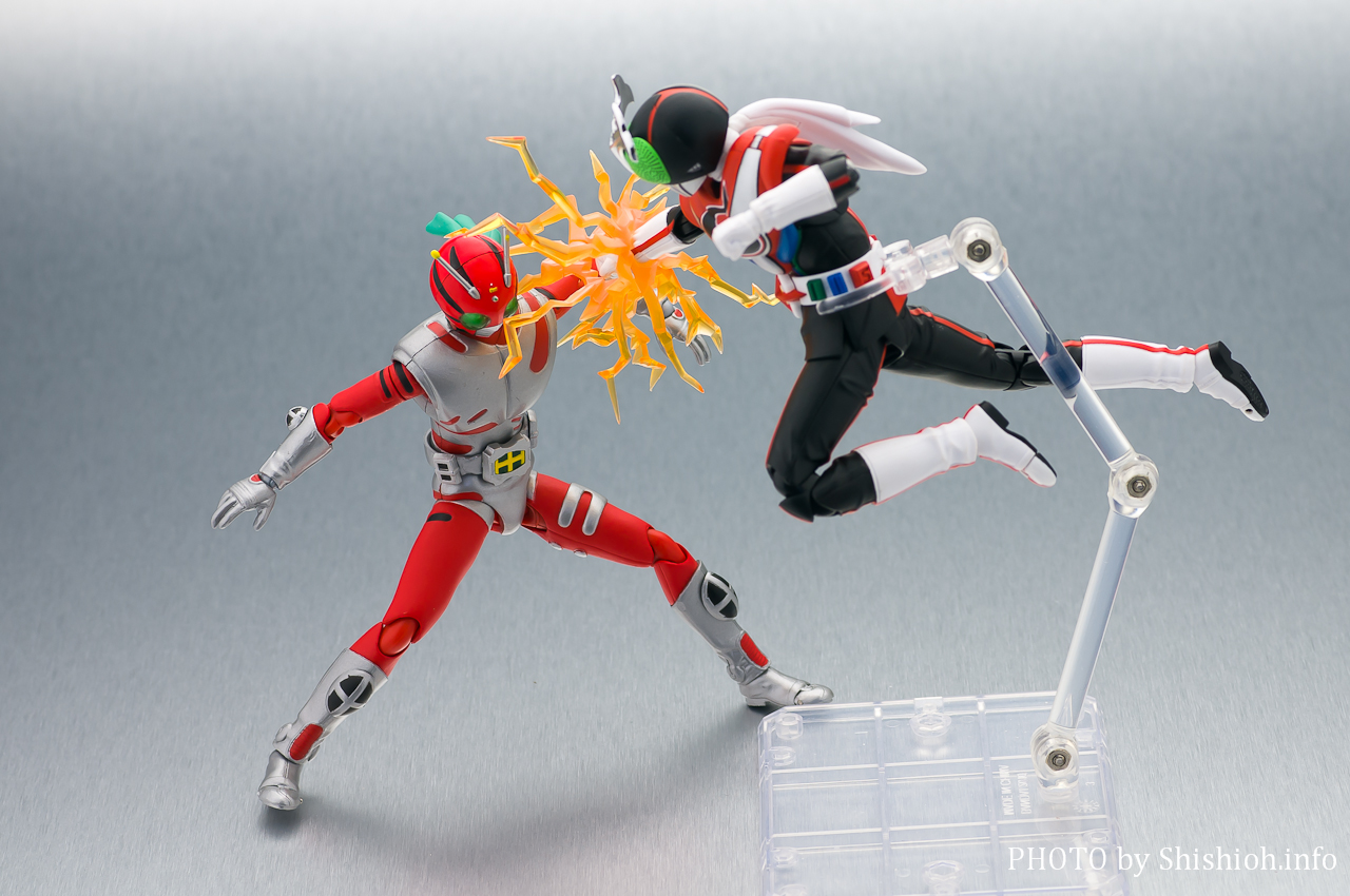 レビュー】 バンダイ S.H.Figuarts 仮面ライダーZX [仮面ライダーZX]