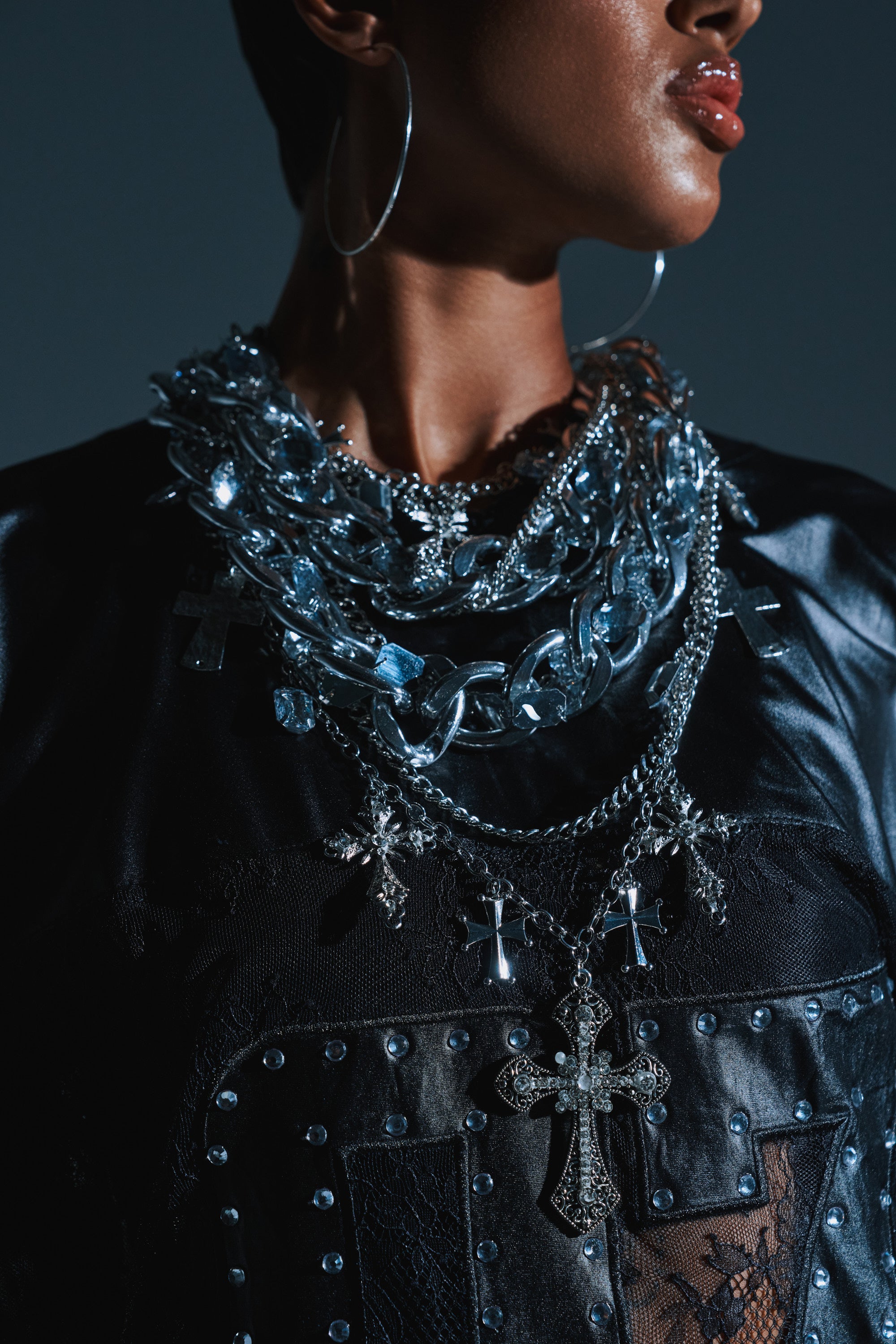 CROSS ME METAL NECKLACE – AKIRA