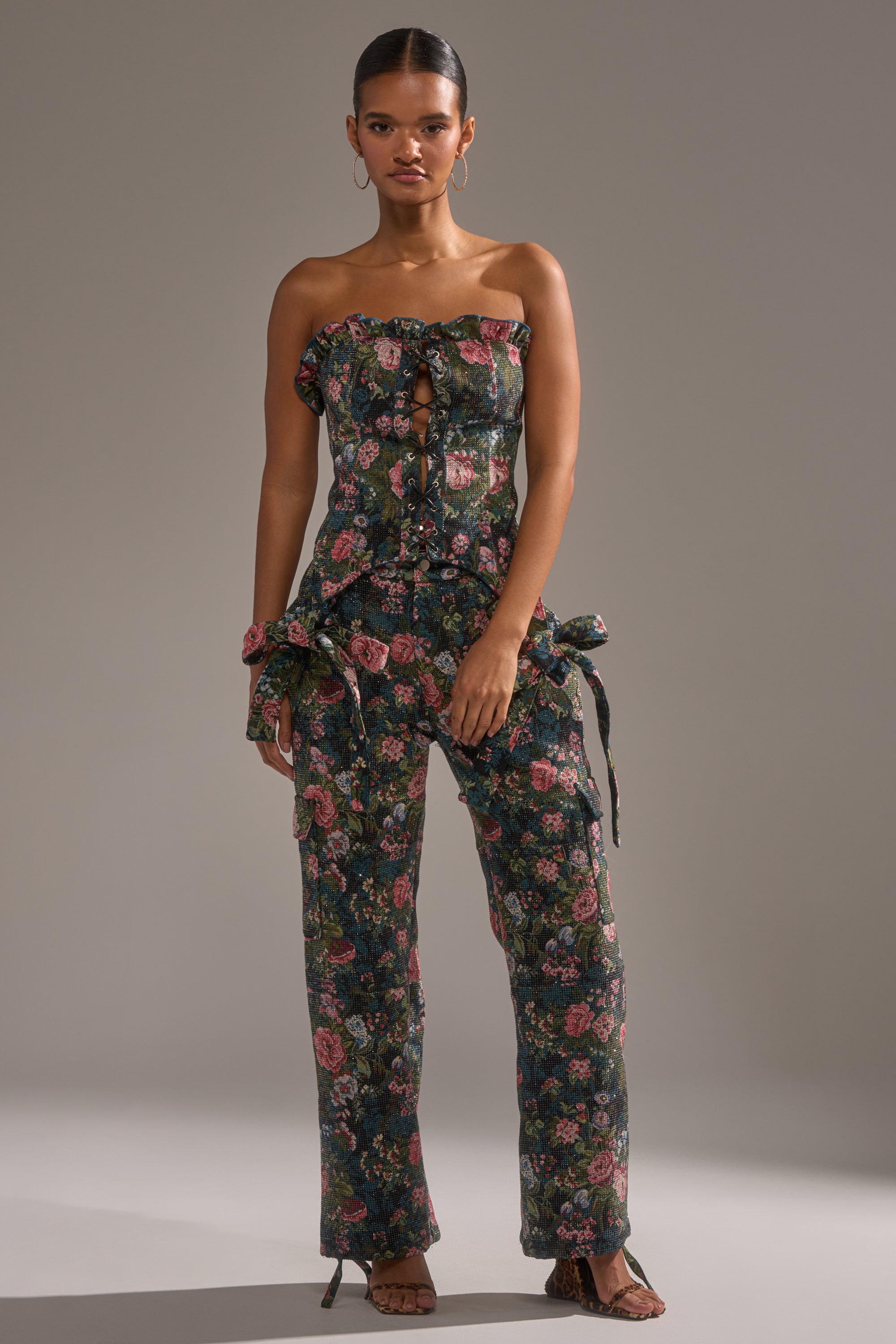 I WANT YOU FLORAL RHINESTONE TROUSER – AKIRA