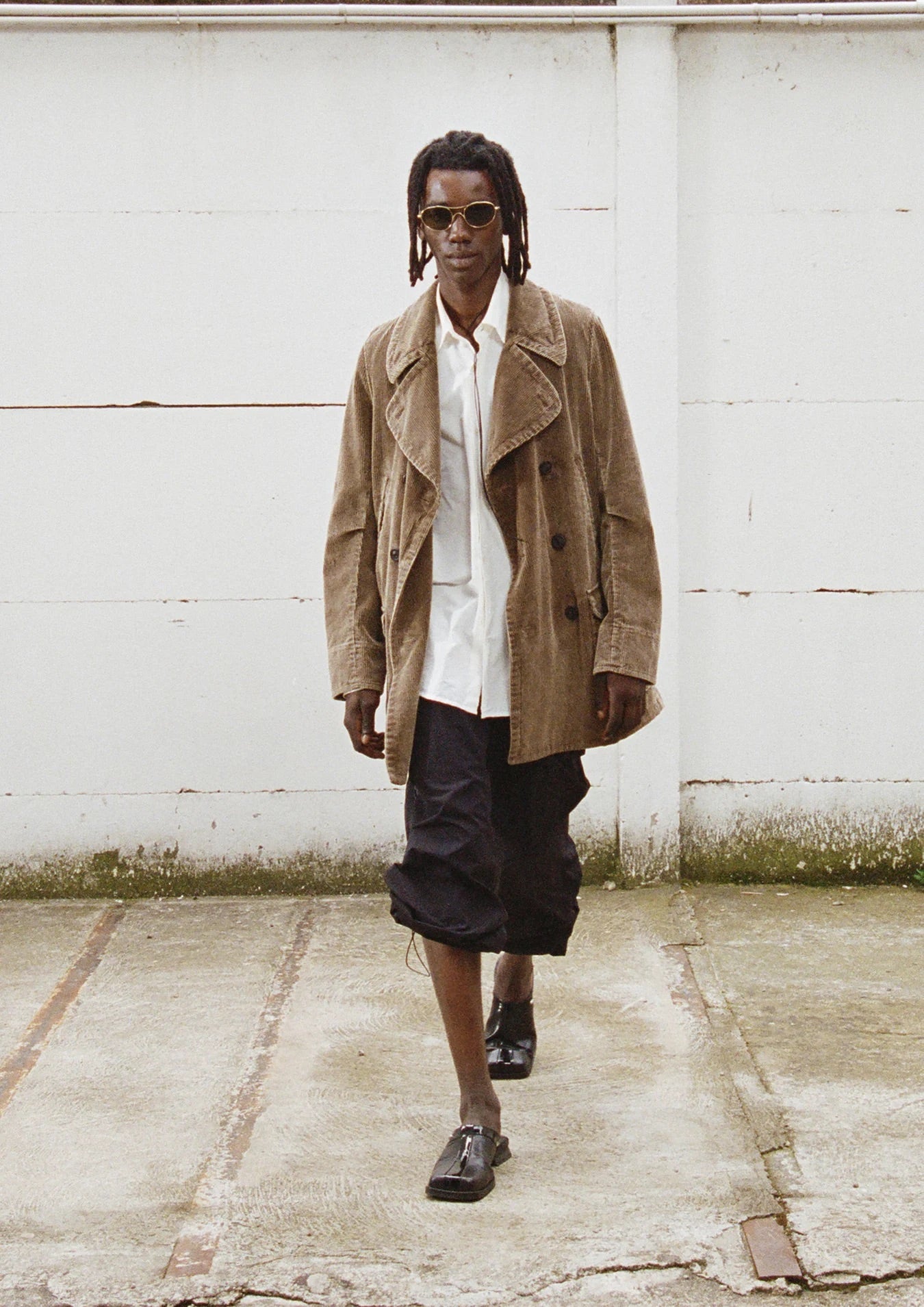 OUR LEGACY 「CROPPED BIKER TRENCH BROWN ENZYME CORD」 – SISTER