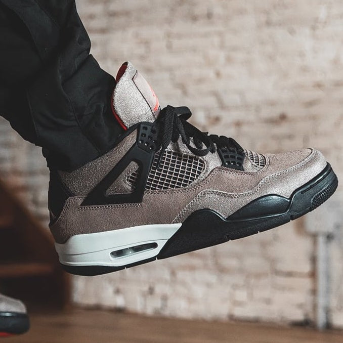 Air Jordan 4 