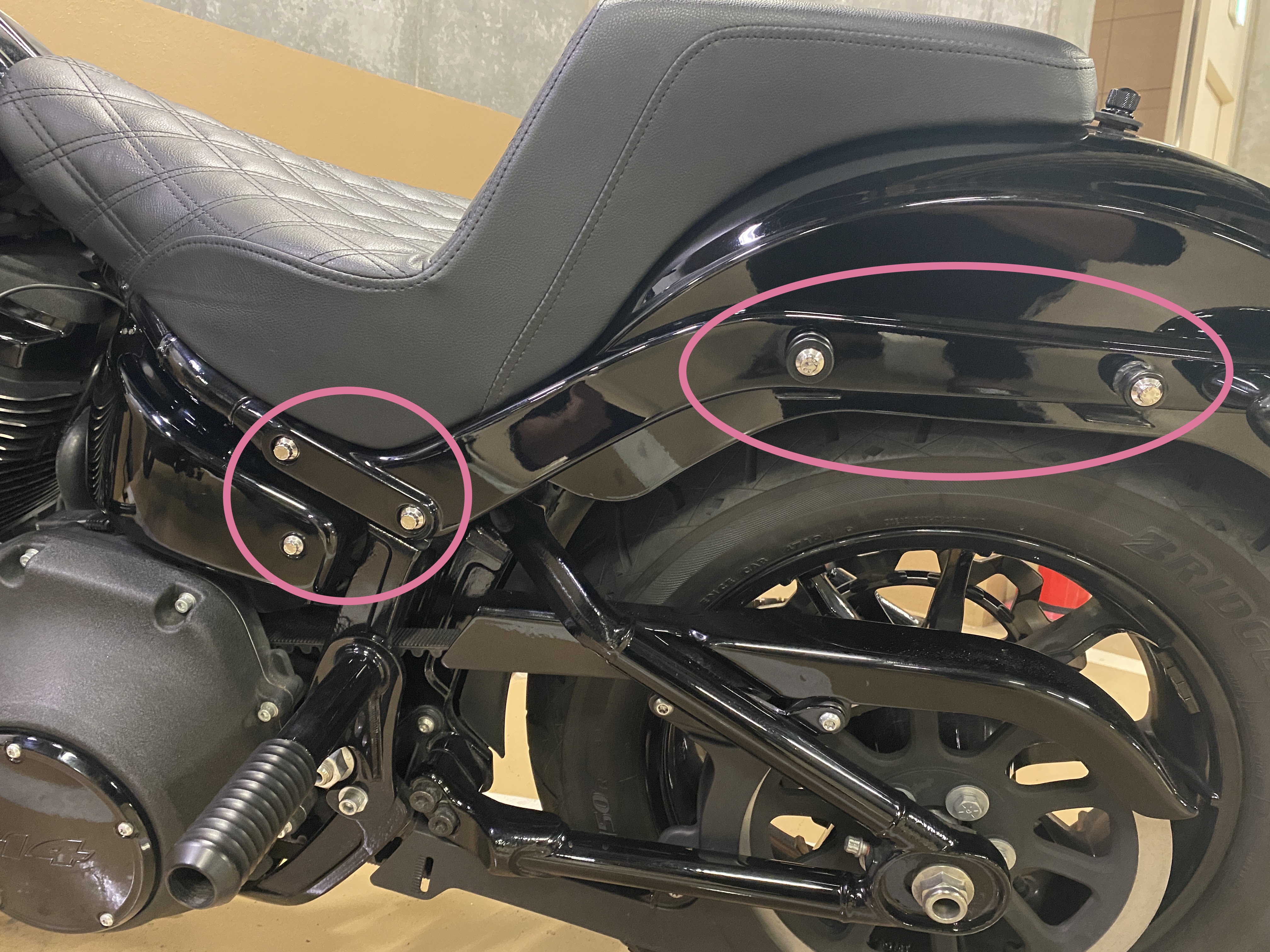 ローライダーS【FXLRS】の変態カスタム？！カバー類の交換とボルトを