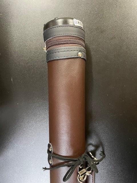 矢尺107cmまで】PUレザー矢筒（6本収納目安）焦げ茶 – 【公式