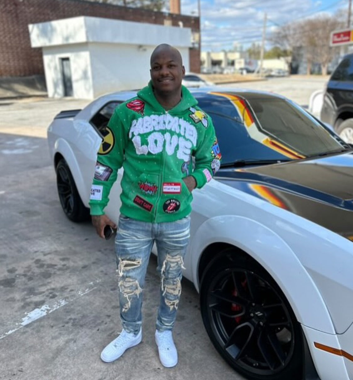 FABRICATED LOVE “I KNOW MY EX MAD AF” GREEN ZIP-UP HOODIE