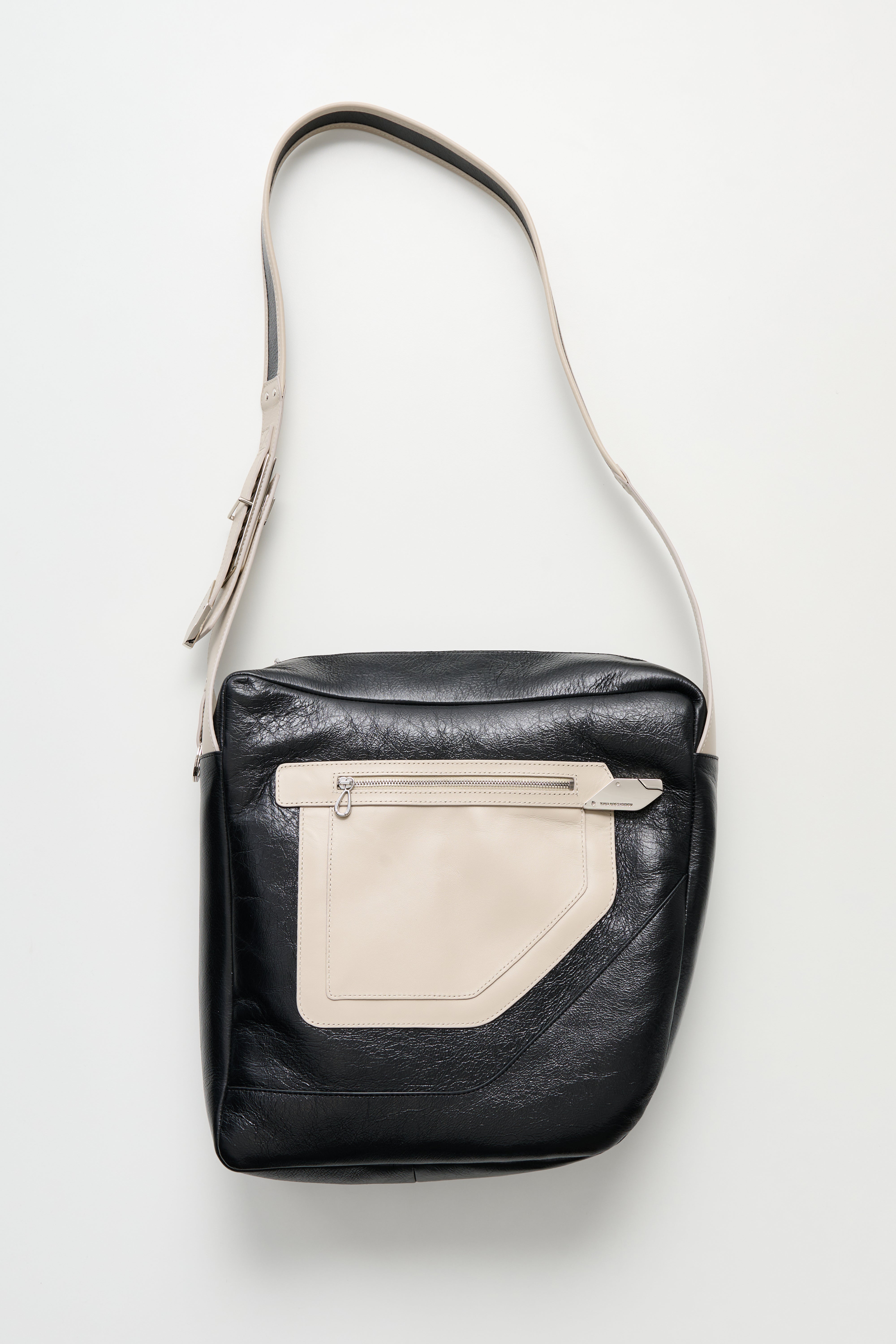 Kiko Kostadinov Deultum Leather Bag Black / Beige – Très Bien