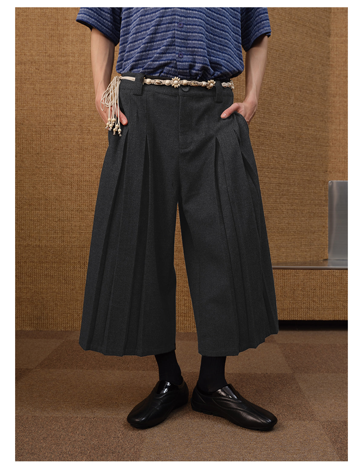 Pleated cropped pants – ULTIMUS