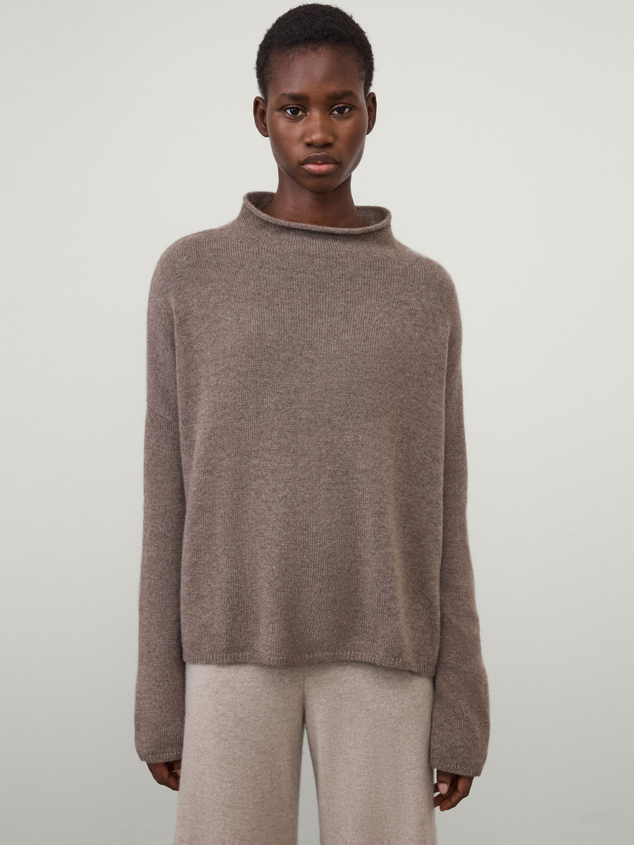 The Sandy Sweater – LISA YANG