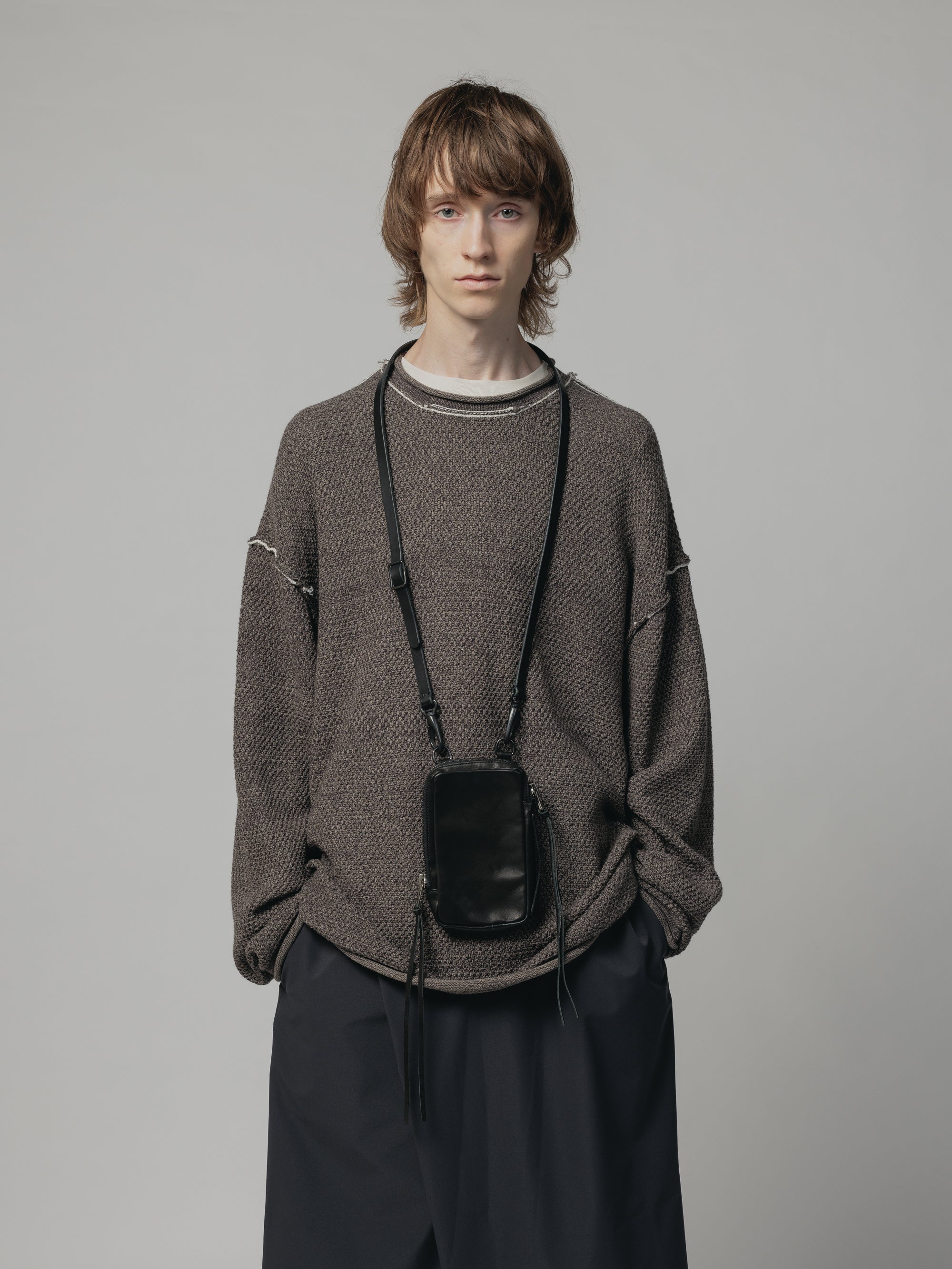 THE VIRIDI-ANNE （ザ ヴィリディアン）TVA 23FW LEATHER NECK POUCH