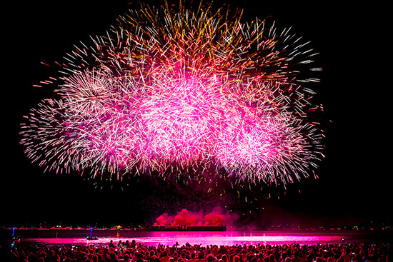 Vancouver Shinpo - Honda Celebration Of Light 夏を彩るバンクーバー