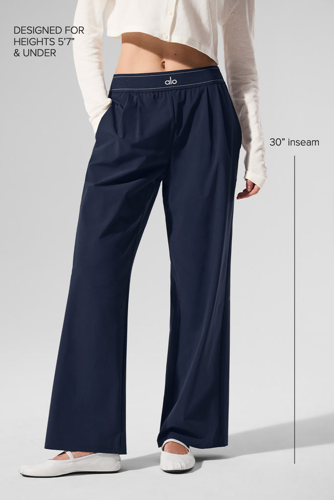 Suit Up Trouser (Regular) - Navy | ALO