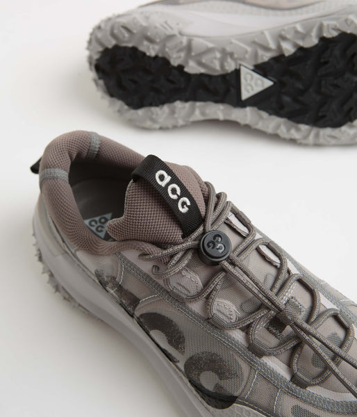nike-acg-mountain-fly-2-low-