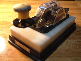 HK808