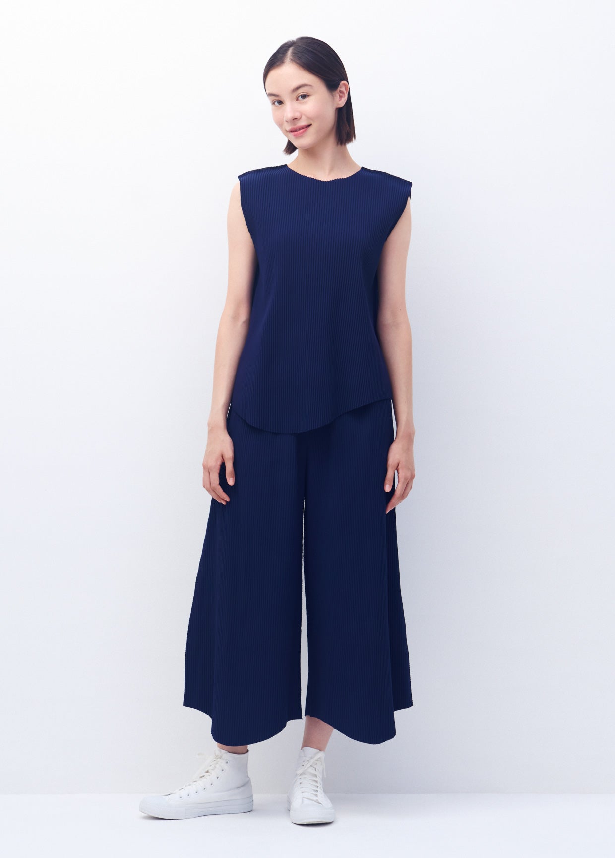 me ISSEY MIYAKE LOOK 18 – isseymiyake.com