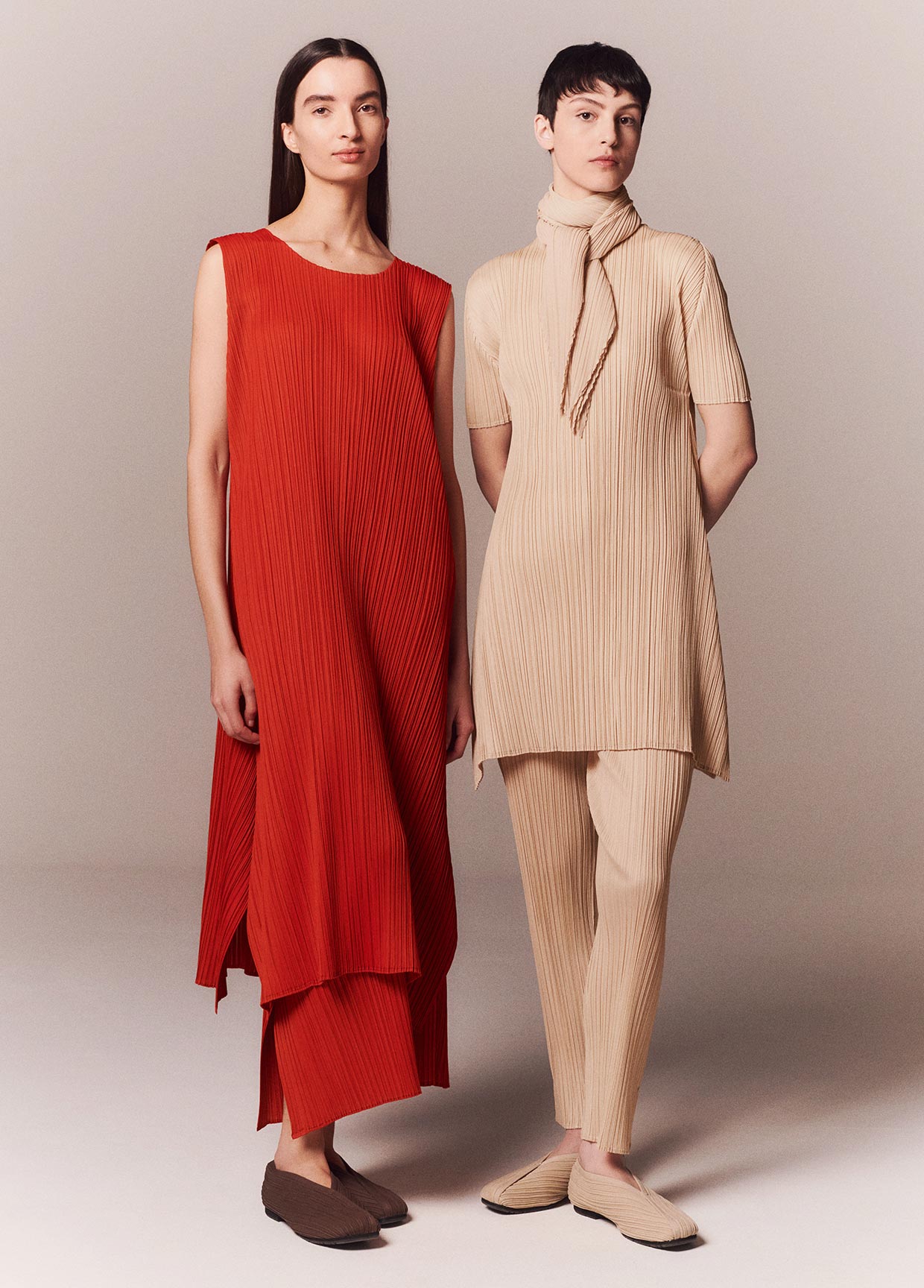 プリーツプリーズ PLEATS PLEASE イッセイミヤケ 半袖 カットソー
