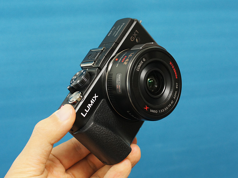 Panasonic LUMIX DMC-GX1の外観をみる /monox デジカメ 比較 レビュー