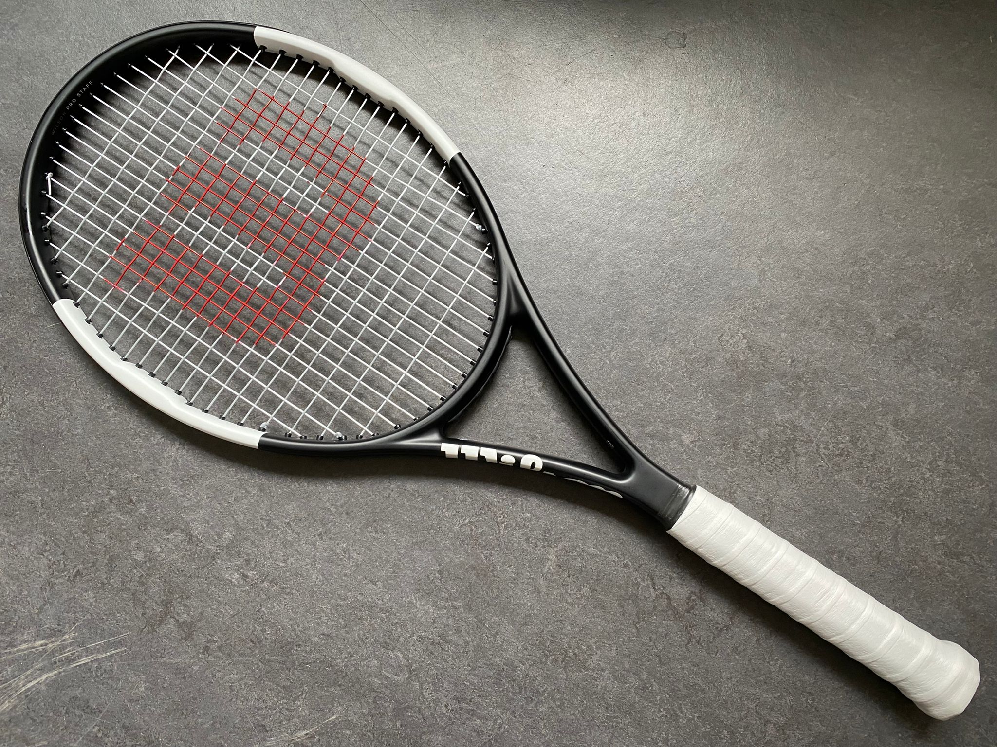 Wilson Pro Stock Pro Staff 6.1 95 (18x20) – ProStockTennis