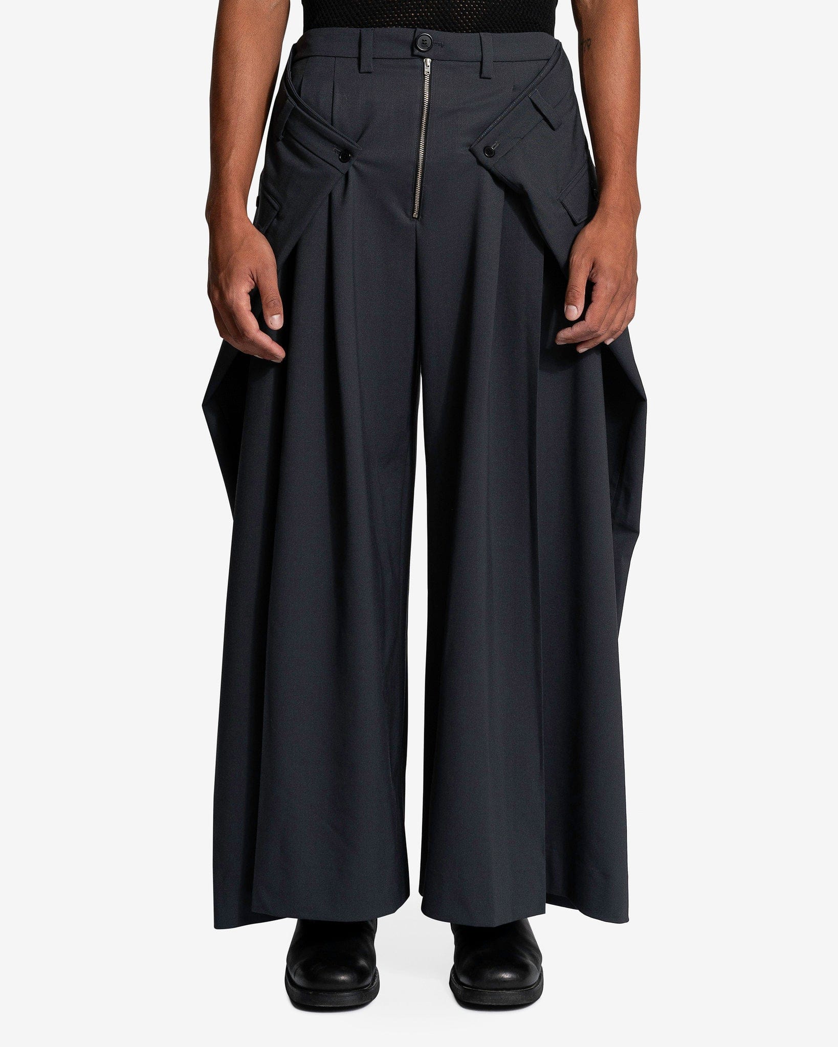 Double Pleat Wide Leg Trousers in Dark Grey – SVRN