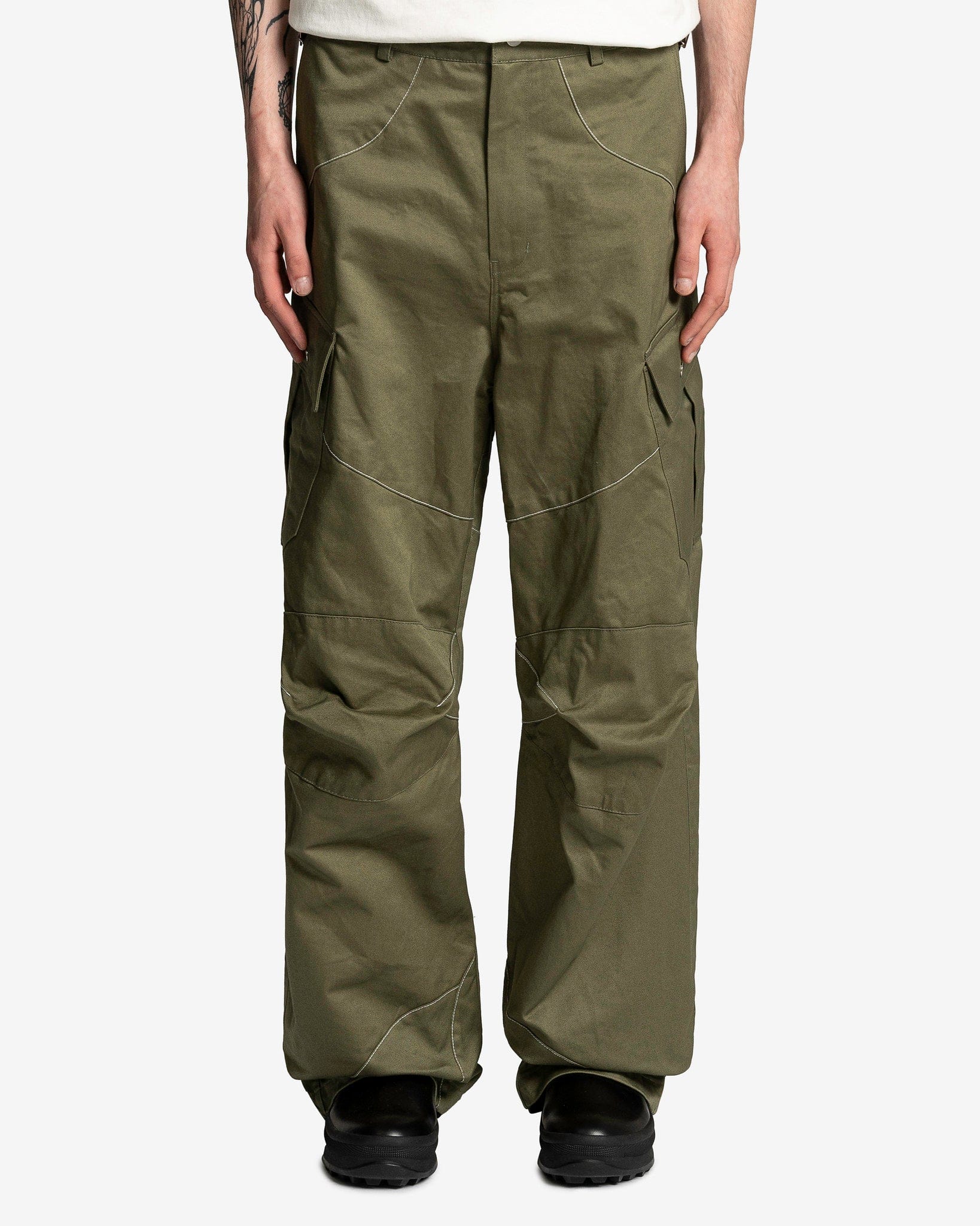 Knee Dart B-1 Cargo in Olive – SVRN