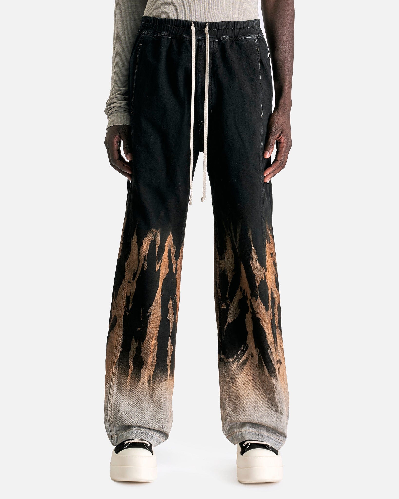 Pusher Pants in Black/Terra – SVRN