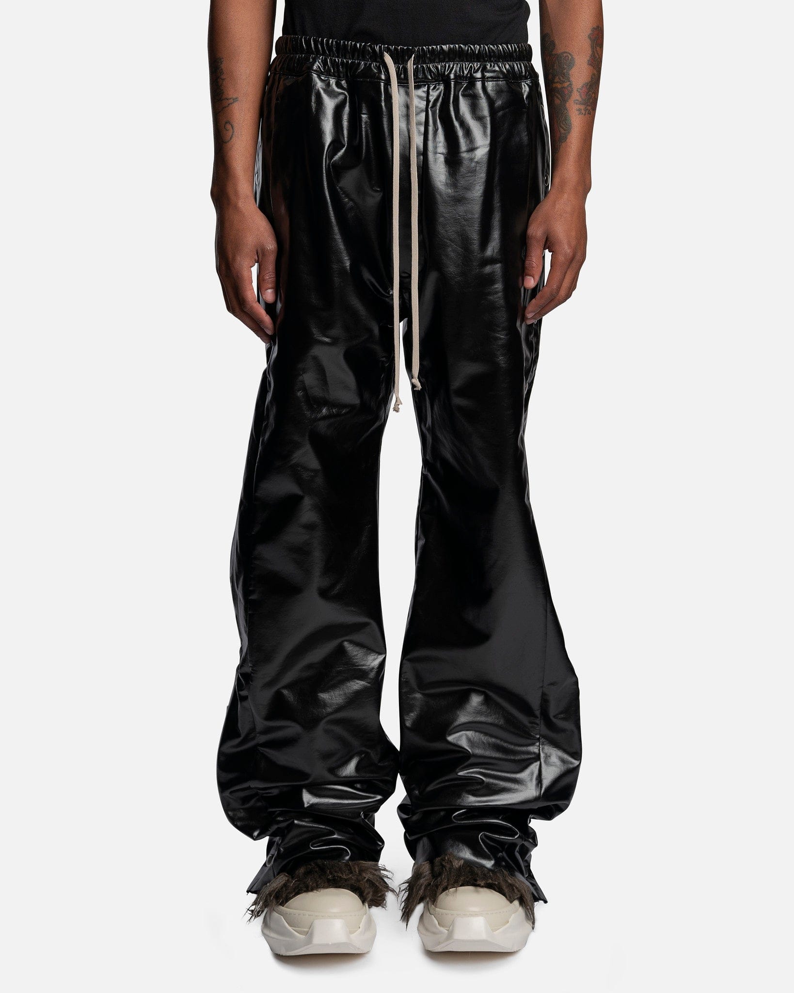 Pusher Pant in Black – SVRN